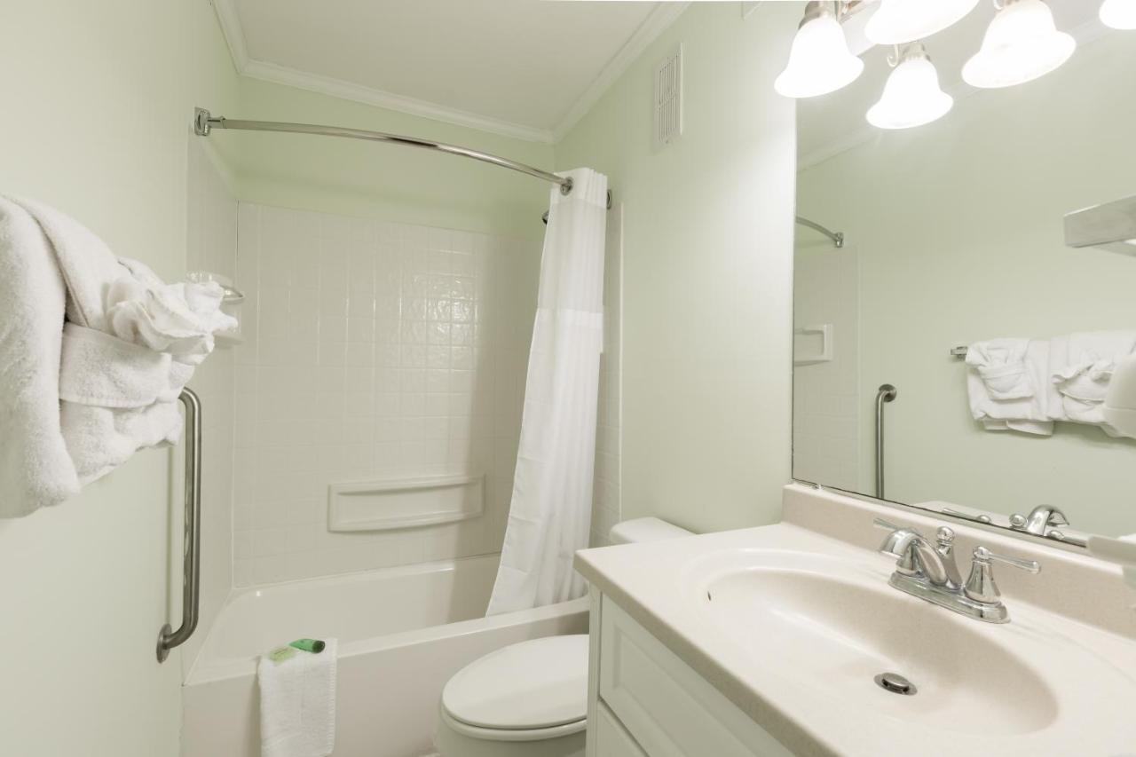 Sands Beach Club Briarcliffe Acres Экстерьер фото