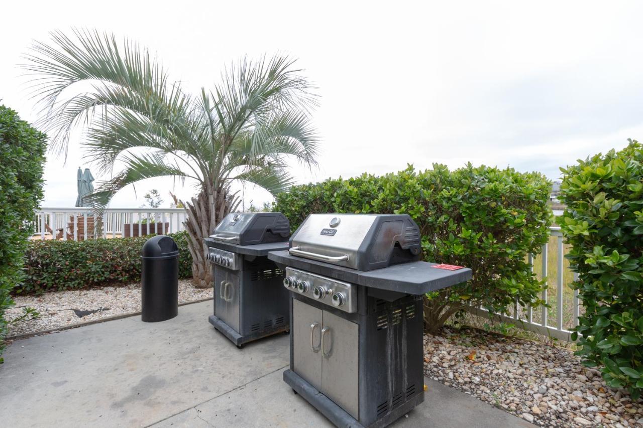 Sands Beach Club Briarcliffe Acres Экстерьер фото